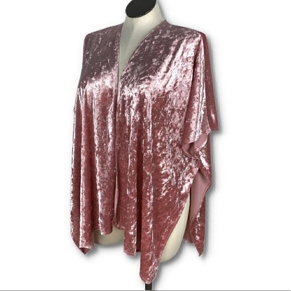 Olivia Rae sweater size M pink crushed velvet open front shawl strawberry milk - Picture 3 of 9